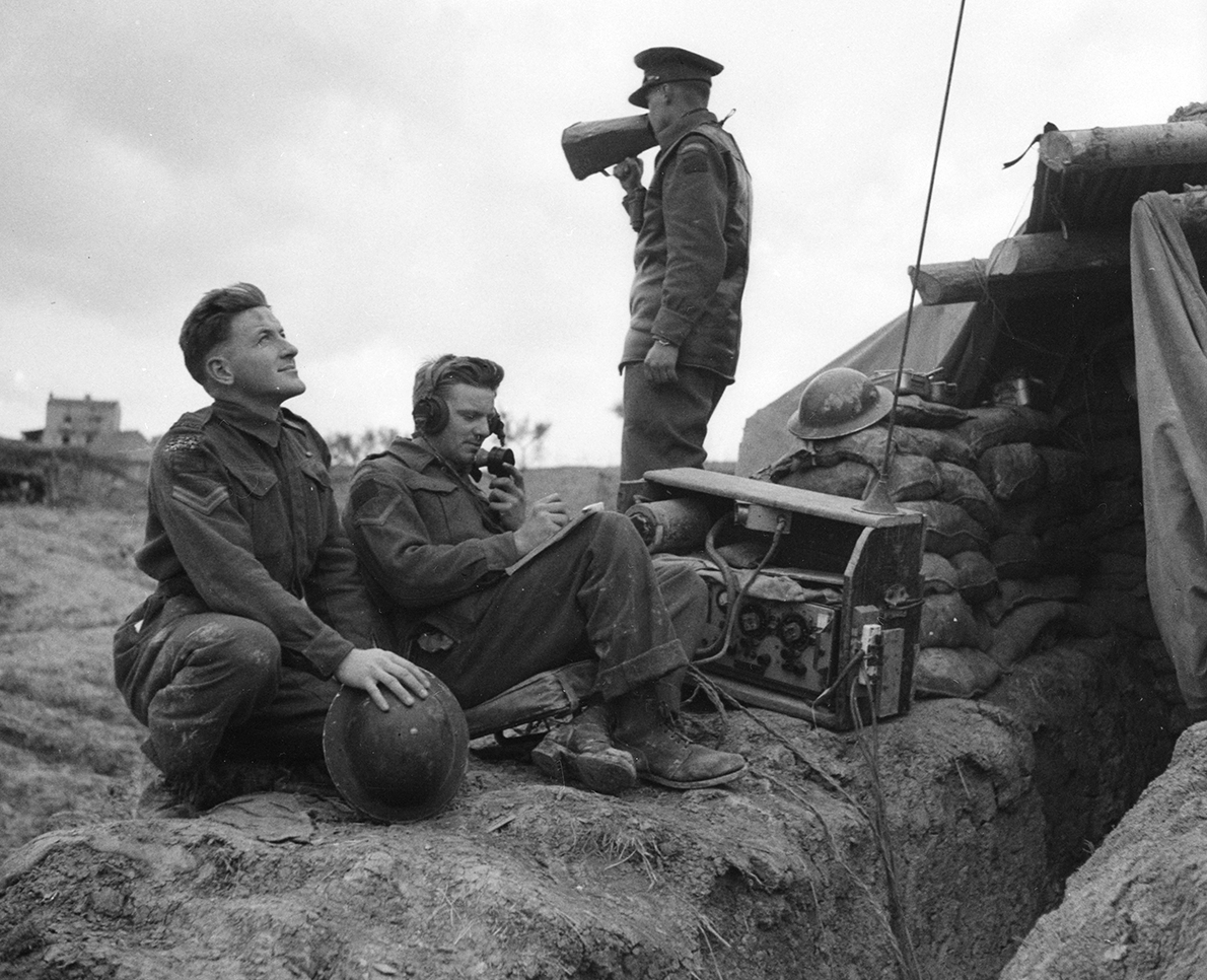 artillery signallers using two-way radios and Tannoy megaphones